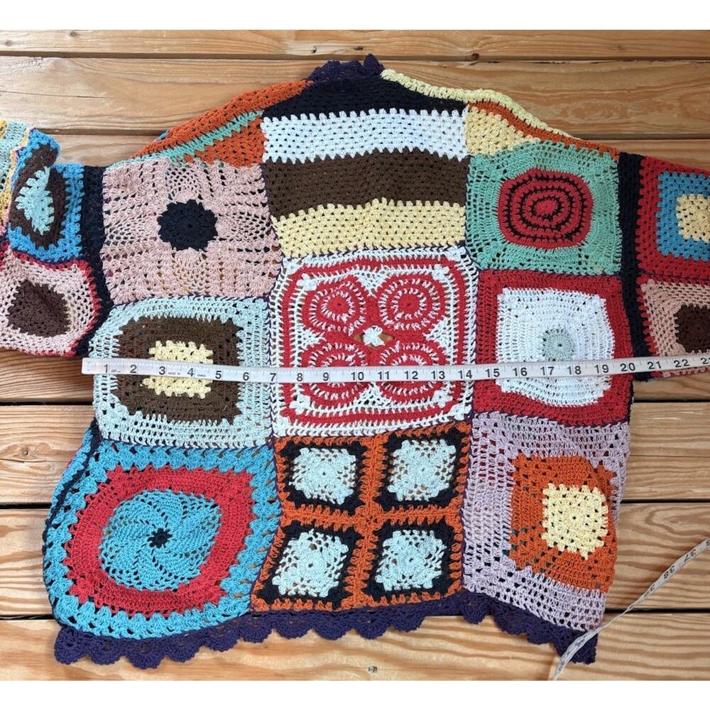 Saachi NWT $240 Women’s Hand crochet Color Block Cardigan O/S Multicolor Q11 - Picture 8 of 9